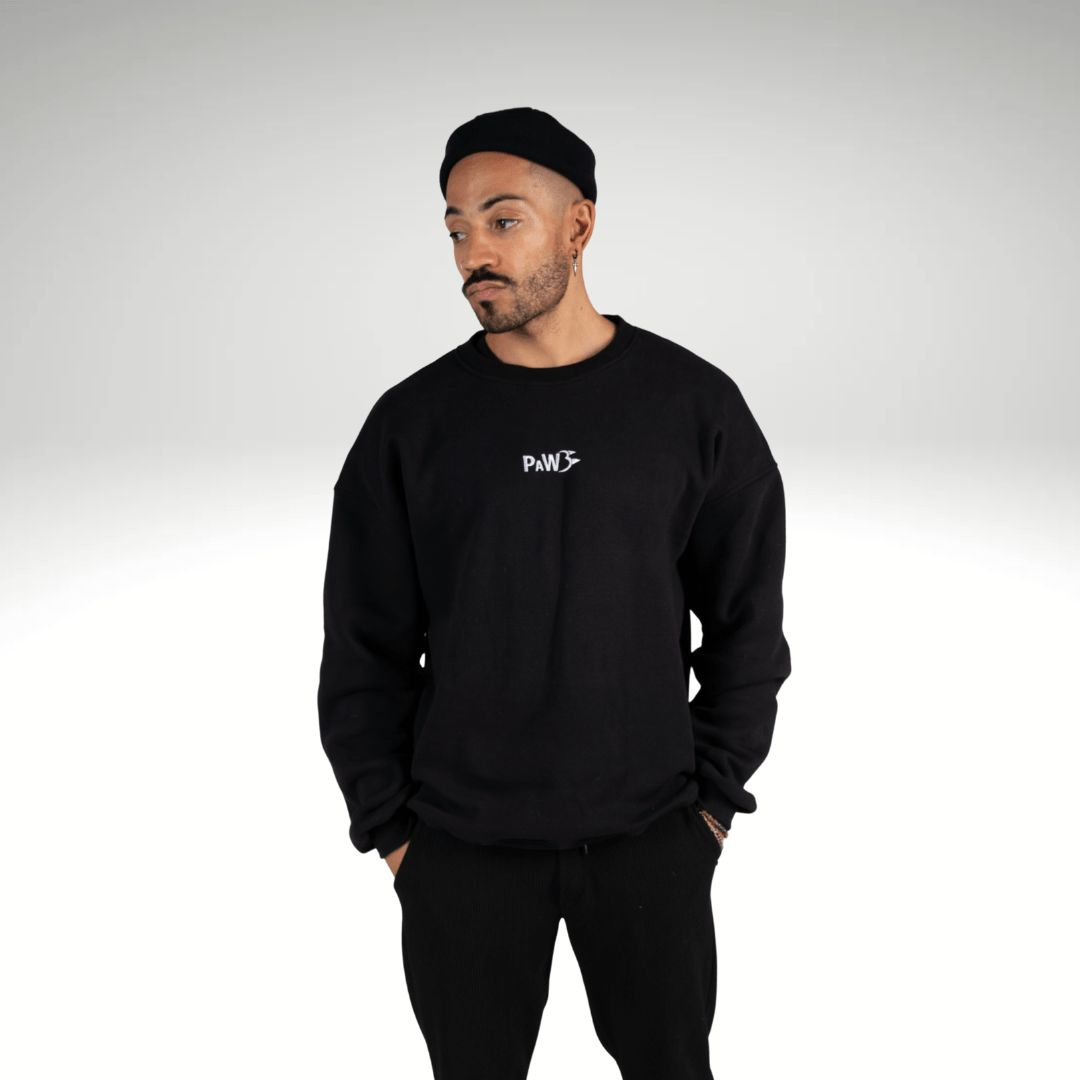 Schwarzes PAW Fightwear Oversize Sweatshirt für Herren – MMA Streetwear und Kampfsport Pullover mit gesticktem PAW Logo
