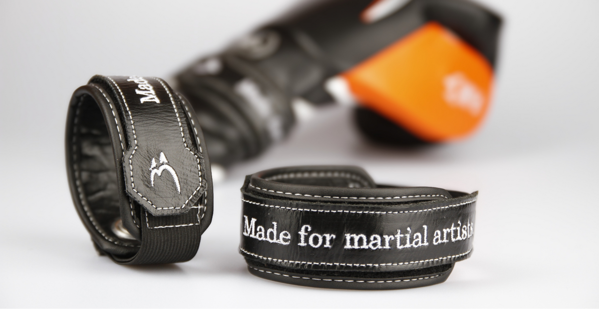 PAW LACE Converter – Riemen mit Made for martial artists Schriftzug