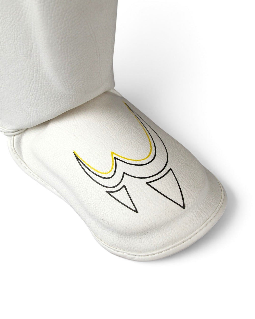 PAW PSG-10 CORE WHITE Schienbeinschoner – Fußschutz mit PAW Logo
