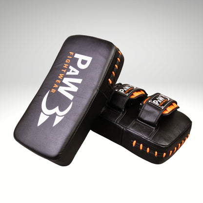PAW FIRESTORM MUAY THAI ECHTLEDER KICK PADS - PaW Fightwear