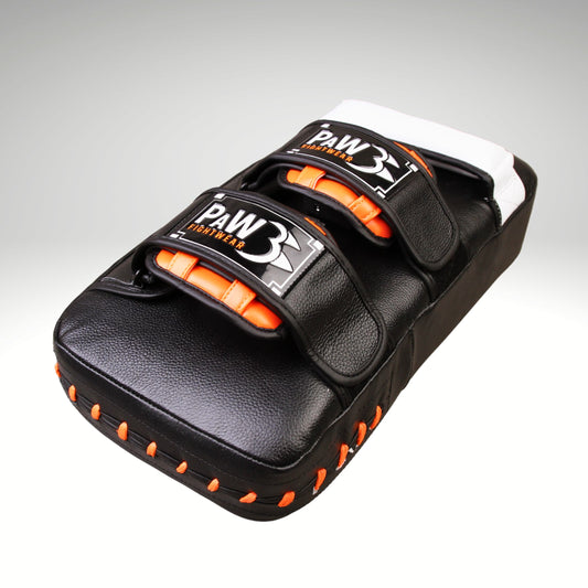 PAW FIRESTORM MUAY THAI ECHTLEDER KICK PADS - PaW Fightwear